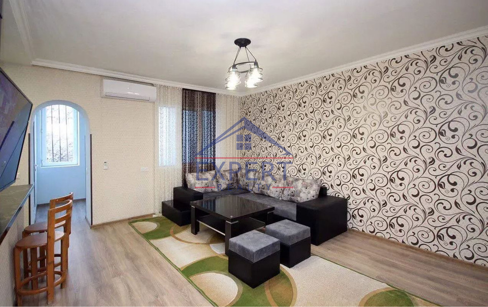 ԿԵՆՏՐՈՆ, ԶԱՔՅԱՆ ՓՈՂՈՑ, 3 ՍԵՆՅԱԿ