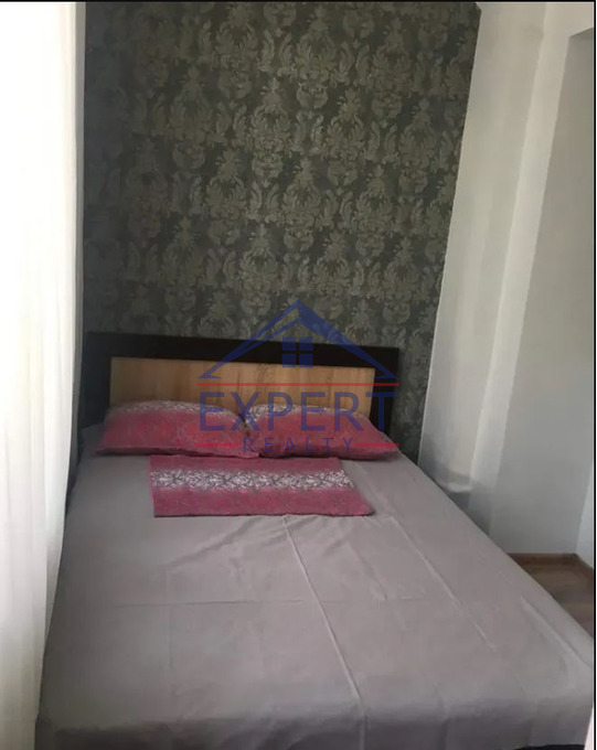 ԿԵՆՏՐՈՆ, ԶԱՔՅԱՆ ՓՈՂՈՑ, 3 ՍԵՆՅԱԿ