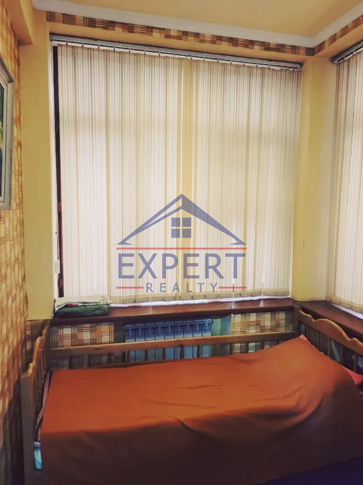 ԿԵՆՏՐՈՆ, ՄԱՇՏՈՑԻ ՊՈՂՈՏԱ, 3 ՍԵՆՅԱԿ