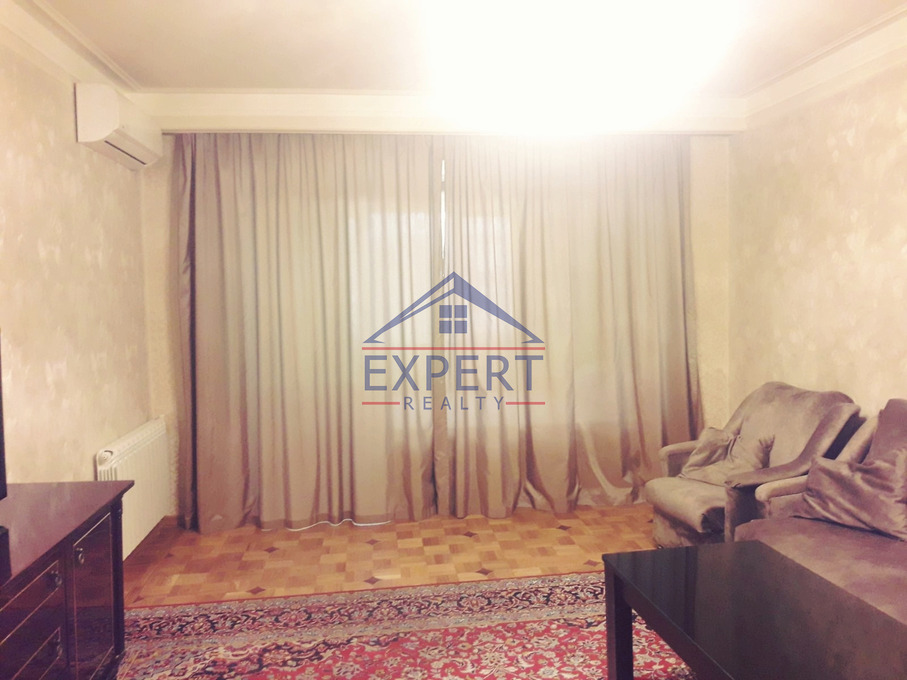 ԿԵՆՏՐՈՆ, ՔԱՋԱԶՆՈՒՆՈՒ ՓՈՂՈՑ, 2 ՍԵՆՅԱԿ