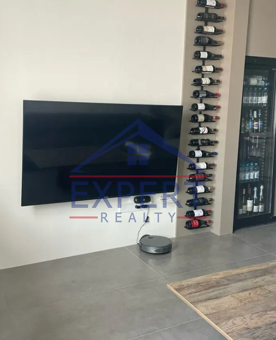 ԿԵՆՏՐՈՆ, ՆԱԼԲԱՆԴՅԱՆ ՓՈՂՈՑ, 3 ՍԵՆՅԱԿ