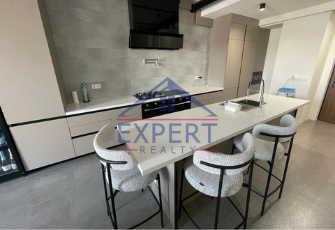 ԿԵՆՏՐՈՆ, ՆԱԼԲԱՆԴՅԱՆ ՓՈՂՈՑ, 3 ՍԵՆՅԱԿ