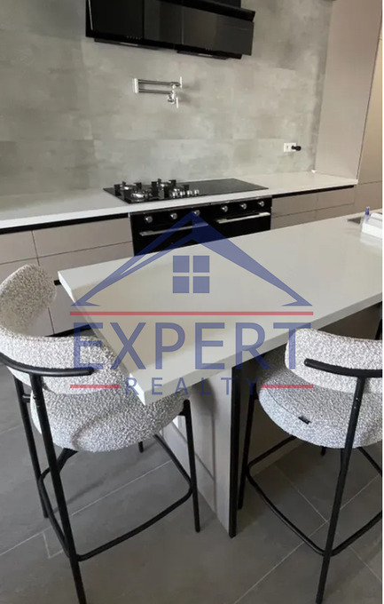 ԿԵՆՏՐՈՆ, ՆԱԼԲԱՆԴՅԱՆ ՓՈՂՈՑ, 3 ՍԵՆՅԱԿ