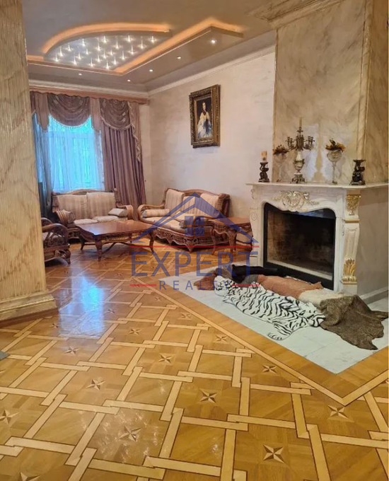ԿԵՆՏՐՈՆ, ՎԵՐՖԵԼԻ ՓՈՂՈՑ, 5 ՍԵՆՅԱԿ