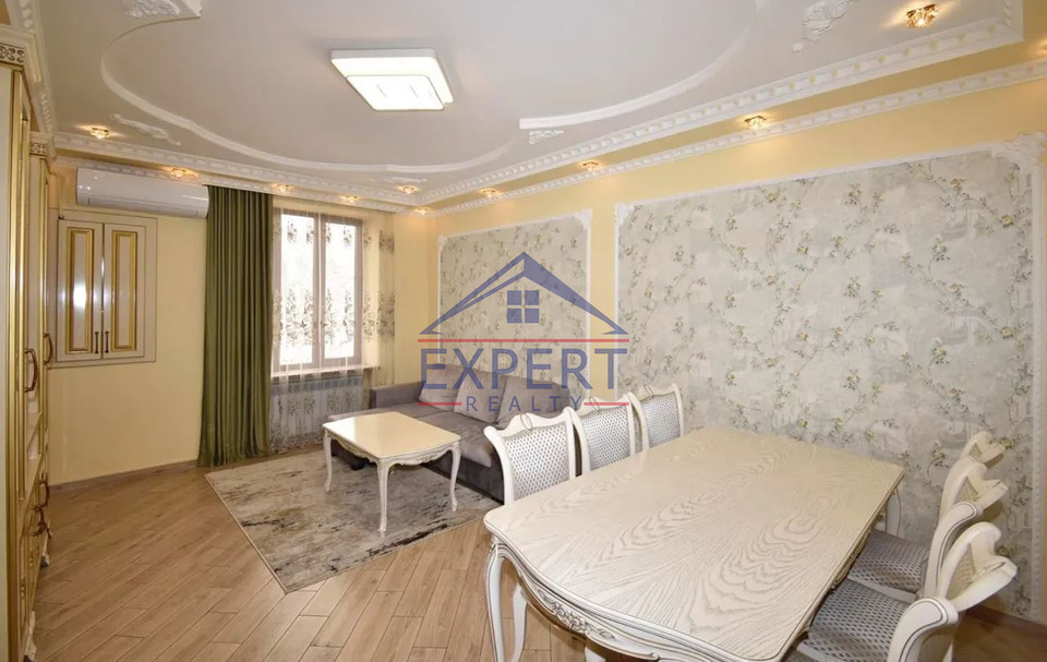 ԿԵՆՏՐՈՆ, ՍԱՅԱԹ ՆՈՎԱ ՊՈՂՈՏԱ, 2 ՍԵՆՅԱԿ