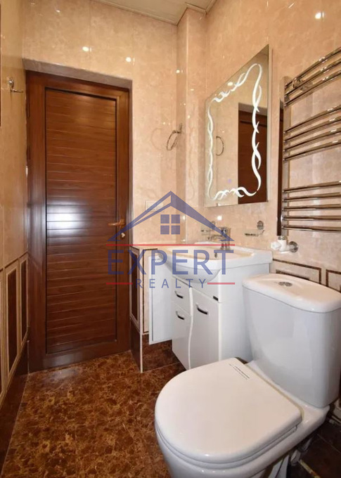 ԿԵՆՏՐՈՆ, ՍԱՅԱԹ ՆՈՎԱ ՊՈՂՈՏԱ, 2 ՍԵՆՅԱԿ