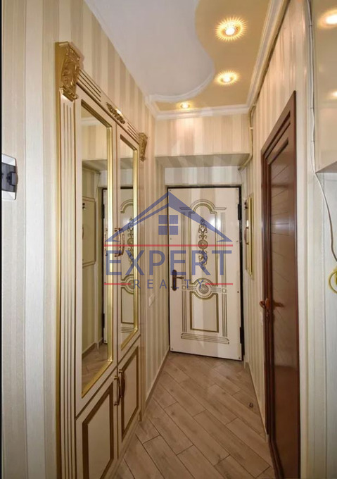 ԿԵՆՏՐՈՆ, ՍԱՅԱԹ ՆՈՎԱ ՊՈՂՈՏԱ, 2 ՍԵՆՅԱԿ