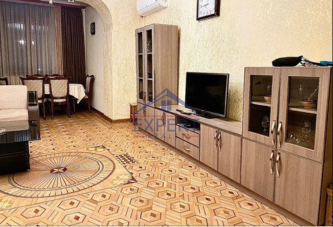 ԱՐԱԲԿԻՐ, ԿՈՄԻՏԱՍԻ ՊՈՂՈՏԱ, 4 ՍԵՆՅԱԿ