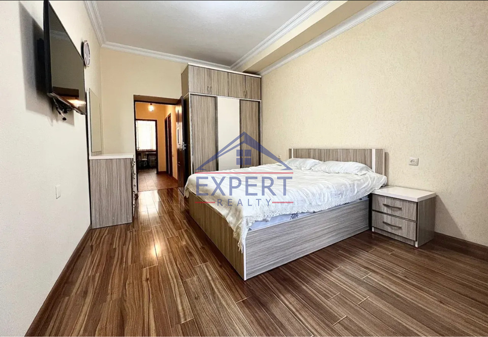 ԱՐԱԲԿԻՐ, ԿՈՄԻՏԱՍԻ ՊՈՂՈՏԱ, 4 ՍԵՆՅԱԿ