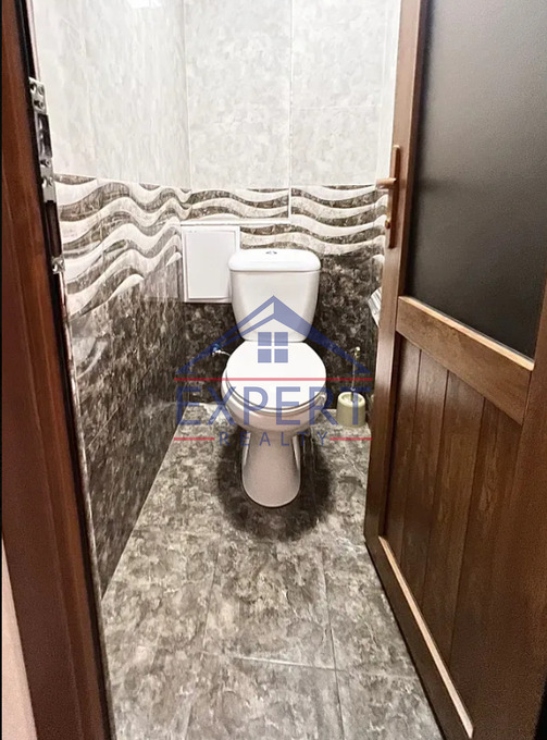 ԱՐԱԲԿԻՐ, ԿՈՄԻՏԱՍԻ ՊՈՂՈՏԱ, 4 ՍԵՆՅԱԿ