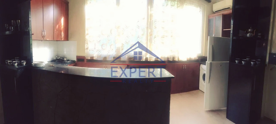 ԿԵՆՏՐՈՆ, ԱՄԻՐՅԱՆ ՓՈՂՈՑ, 3 ՍԵՆՅԱԿ