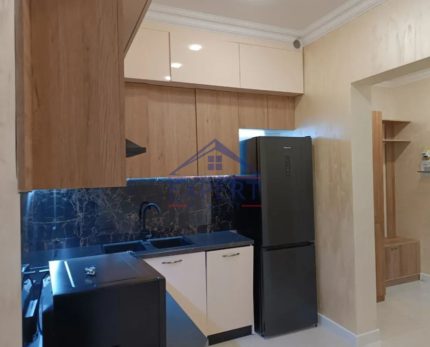 ԿԵՆՏՐՈՆ, ՎԱՐԴԱՆԱՆՑ ՓՈՂՈՑ, 3 ՍԵՆՅԱԿ