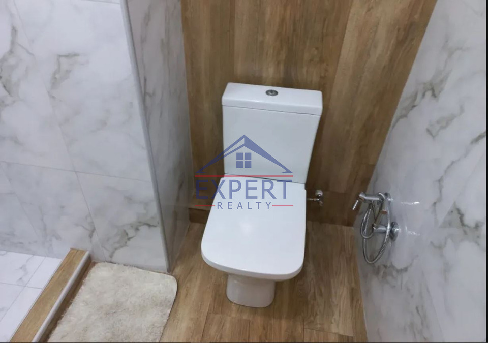 ԿԵՆՏՐՈՆ, ՎԱՐԴԱՆԱՆՑ ՓՈՂՈՑ, 3 ՍԵՆՅԱԿ