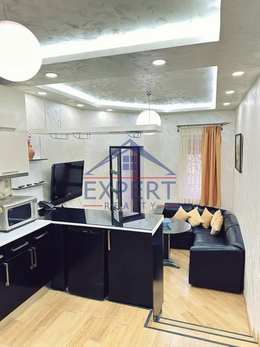 ԿԵՆՏՐՈՆ, ՊՌՈՇՅԱՆ ՓՈՂՈՑ, 3 ՍԵՆՅԱԿ