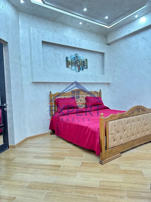 ԿԵՆՏՐՈՆ, ՊՌՈՇՅԱՆ ՓՈՂՈՑ, 3 ՍԵՆՅԱԿ