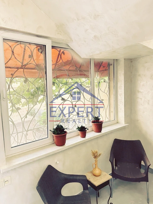 ԿԵՆՏՐՈՆ, ՊՌՈՇՅԱՆ ՓՈՂՈՑ, 3 ՍԵՆՅԱԿ