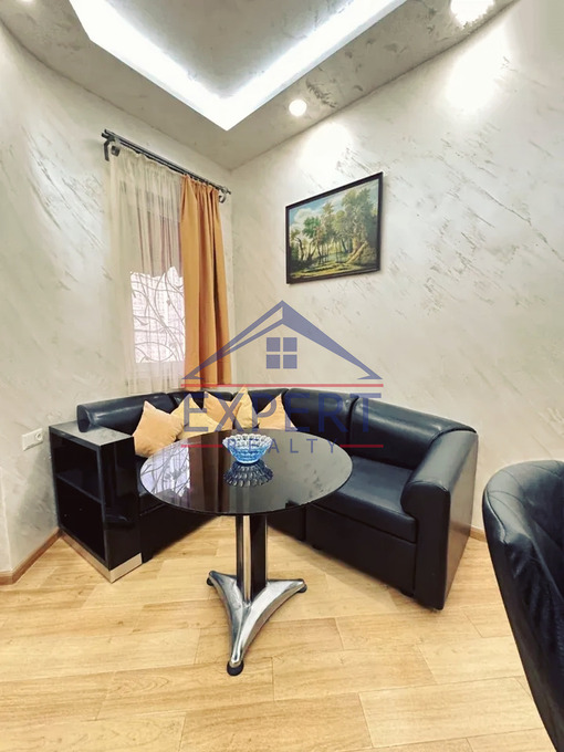 ԿԵՆՏՐՈՆ, ՊՌՈՇՅԱՆ ՓՈՂՈՑ, 3 ՍԵՆՅԱԿ