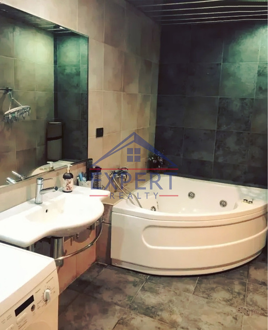 ԿԵՆՏՐՈՆ, ՄՈՍԿՈՎՅԱՆ ՓՈՂՈՑ, 3 ՍԵՆՅԱԿ