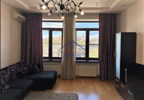 ԿԵՆՏՐՈՆ, ՄԱՇՏՈՑԻ ՊՈՂՈՏԱ, 3 ՍԵՆՅԱԿ