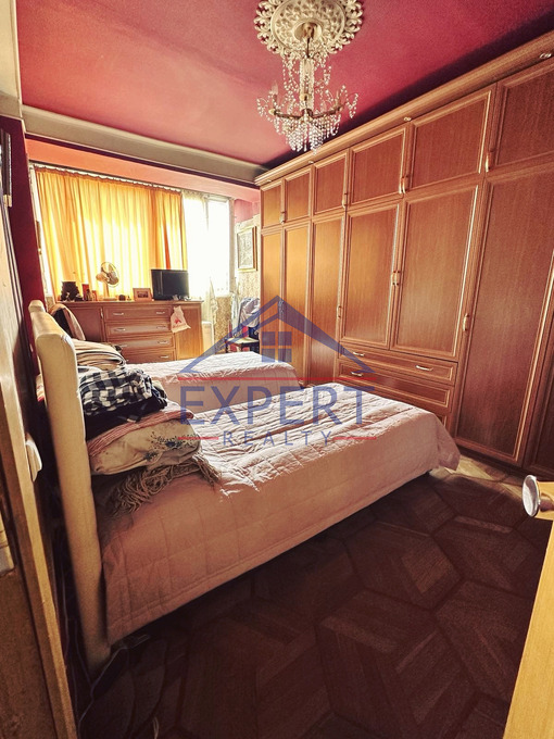 ԿԵՆՏՐՈՆ, ՍԱՅԱԹ ՆՈՎԱ ՊՈՂՈՏԱ, 3 ՍԵՆՅԱԿ