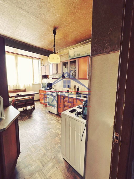 ԿԵՆՏՐՈՆ, ՍԱՅԱԹ ՆՈՎԱ ՊՈՂՈՏԱ, 3 ՍԵՆՅԱԿ