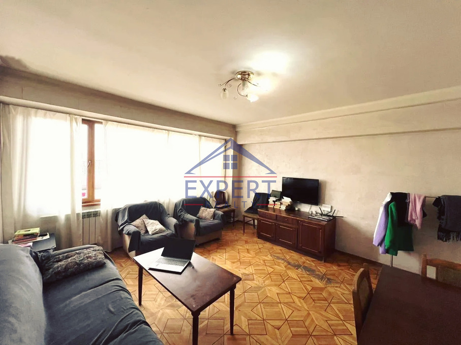 ԿԵՆՏՐՈՆ, ՏԻԳՐԱՆ ՄԵԾ ՊՈՂՈՏԱ, 3 ՍԵՆՅԱԿ