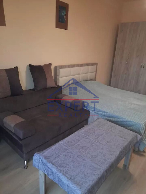 ԱՐԱԲԿԻՐ, ԿՈՄԻՏԱՍԻ ՊՈՂՈՏԱ, 1 ՍԵՆՅԱԿ