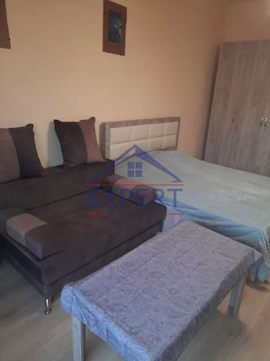 ԱՐԱԲԿԻՐ, ԿՈՄԻՏԱՍԻ ՊՈՂՈՏԱ, 1 ՍԵՆՅԱԿ