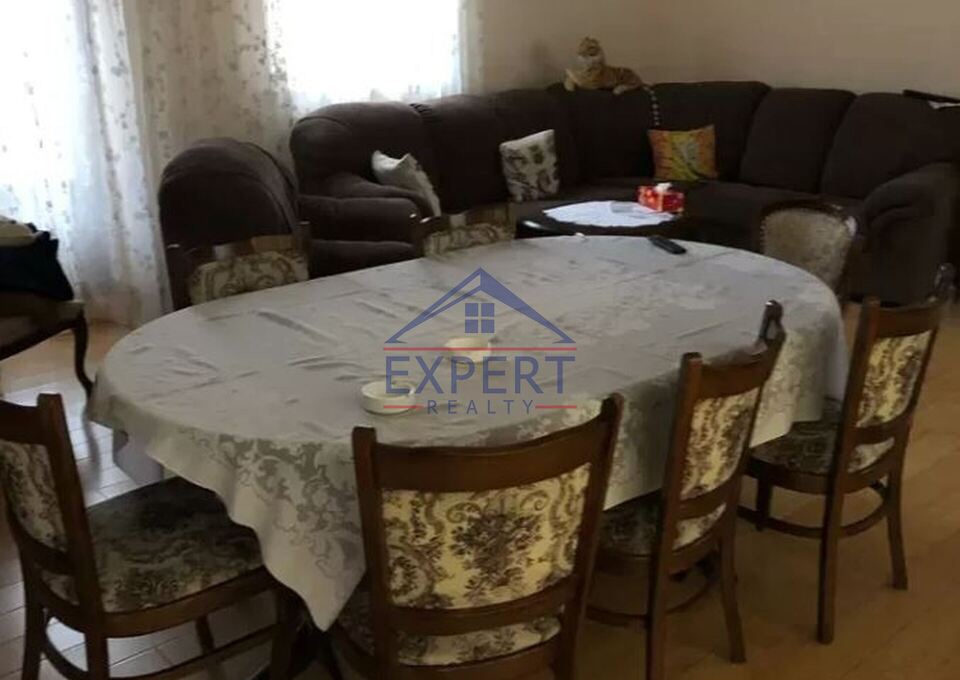 Չորս հարկանի քարե տուն Արաբկիրում