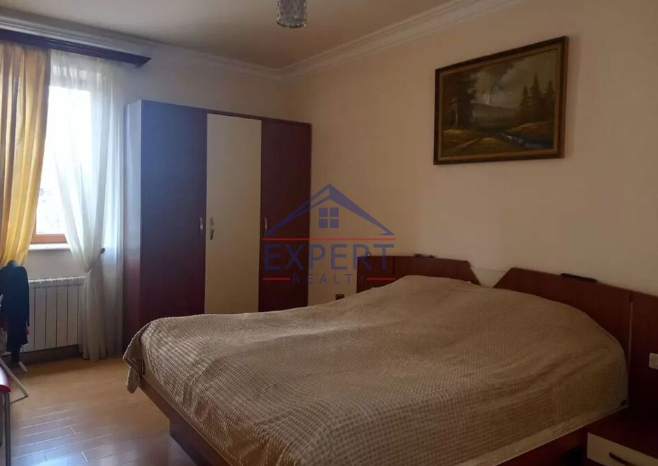 Չորս հարկանի քարե տուն Արաբկիրում