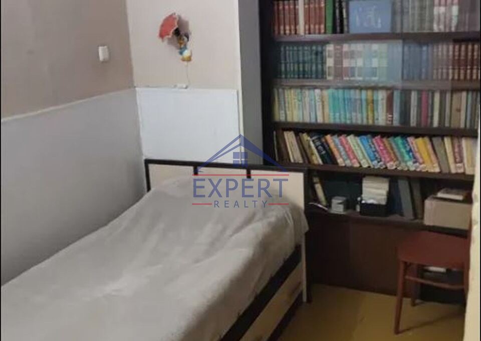 ԱՐԱԲԿԻՐ, 4 ՍԵՆՅԱԿ