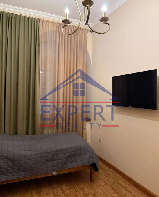 ԿԵՆՏՐՈՆ, ԽԱՆՋՅԱՆ ՓՈՂՈՑ, 4 ՍԵՆՅԱԿ