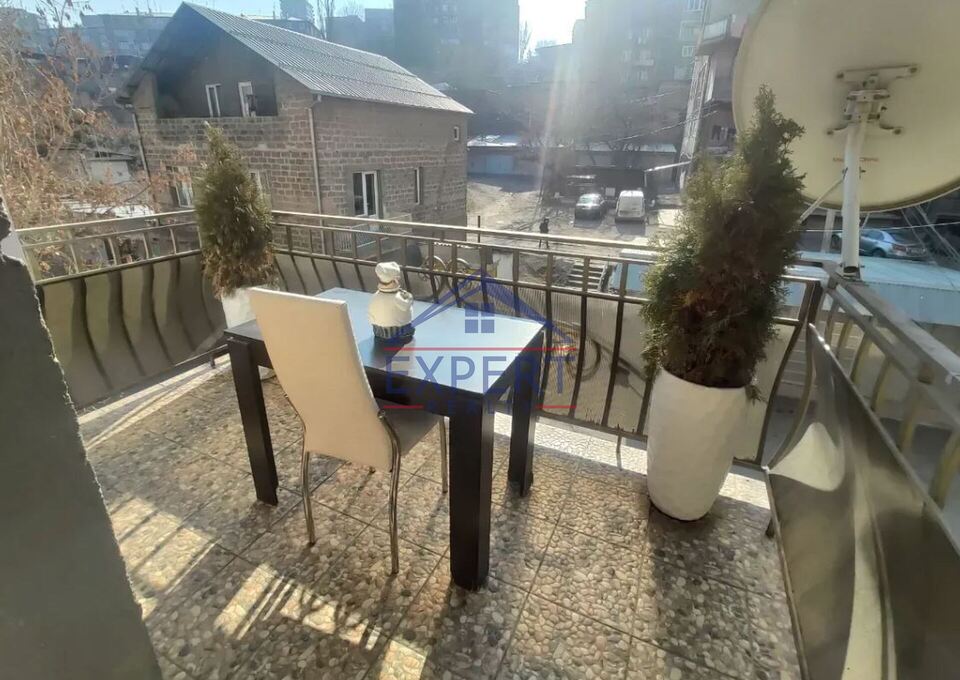 3 սենյականոց բնակարան նորակառույց շենքում Դավիթ Մալյան փողոցում