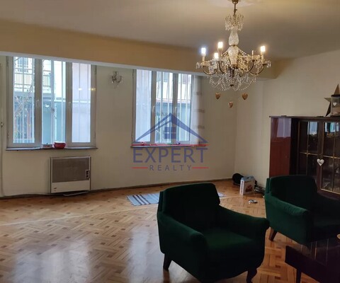 ԿԵՆՏՐՈՆ, ՓԱՐՊԵՑԻ ՓՈՂՈՑ, 3 ՍԵՆՅԱԿ