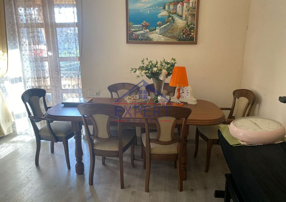 ԿԵՆՏՐՈՆ, ՀԱՆՐԱՊԵՏՈՒԹՅԱՆ ՓՈՂՈՑ, 4 ՍԵՆՅԱԿ