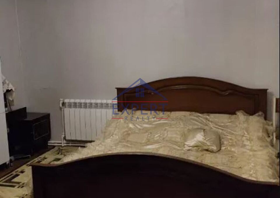 ԱՐԱԲԿԻՐ,  ԺԻՐԱՅՐ ԱՆԱՆՅԱՆ, 4 ՍԵՆՅԱԿ