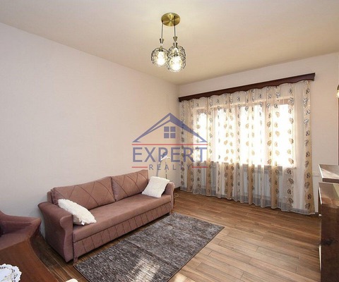 ՔԱՆԱՔԵՌ-ԶԵՅԹՈՒՆ, ԱՎԵՏԻՍ ԱՀԱՐՈՆՅԱՆ ՓՈՂՈՑ, 3 ՍԵՆՅԱԿ