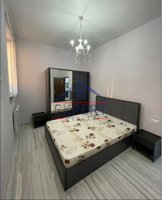 ԱՋԱՓՆՅԱԿ, ԱՌԱՔԵԼՅԱՆ ՓՈՂՈՑ, 3 ՍԵՆՅԱԿ