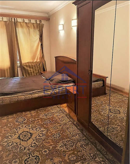 ԱՋԱՓՆՅԱԿ, ՄԱՐԳԱՐՅԱՆ Փ , 3 ՍԵՆՅԱԿ