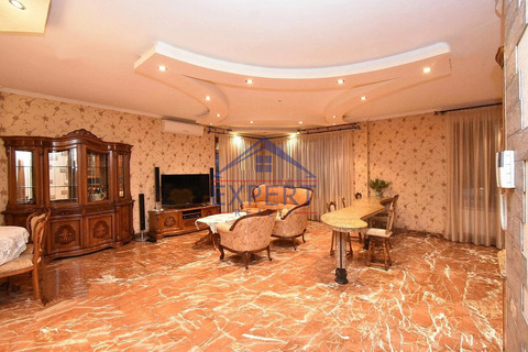 ԿԵՆՏՐՈՆ, ՄՀԵՐ ՄԿՐՏՉՅԱՆ ՓՈՂՈՑ, 4 ՍԵՆՅԱԿ