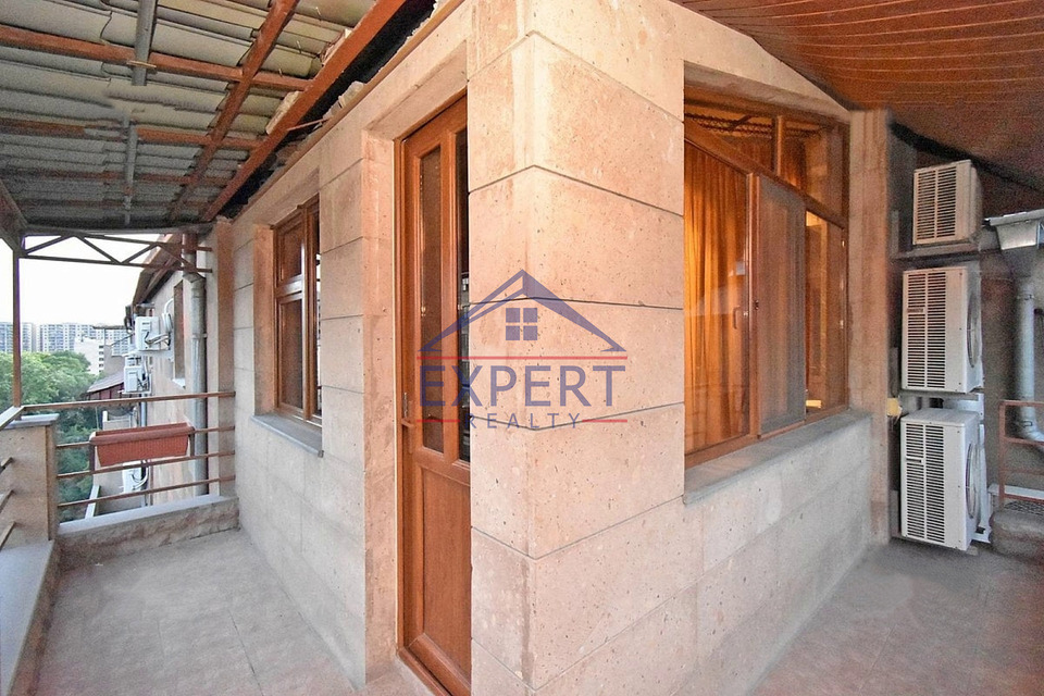 ԿԵՆՏՐՈՆ, ՄՀԵՐ ՄԿՐՏՉՅԱՆ ՓՈՂՈՑ, 4 ՍԵՆՅԱԿ