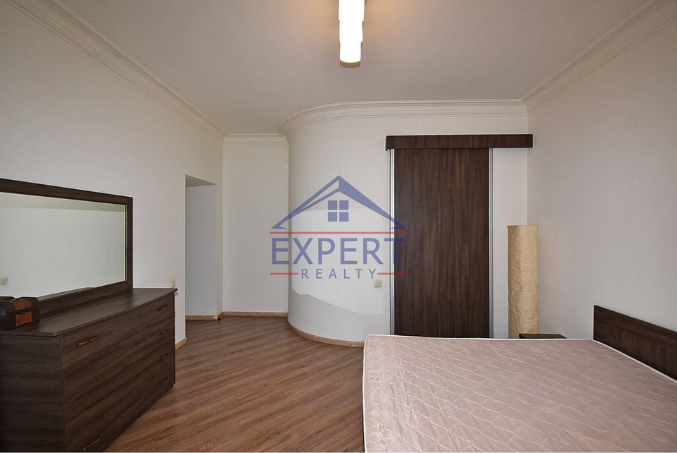 ԿԵՆՏՐՈՆ, ԱԼԵՔ ՄԱՆՈՒԿՅԱՆ ՓՈՂՈՑ 2 ՍԵՆՅԱԿ