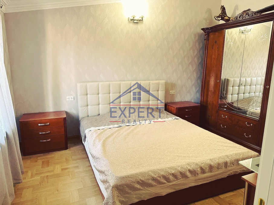 ԿԵՆՏՐՈՆ,ԿՈՂԲԱՑԻ ՓՈՂՈՑ, 5 ՍԵՆՅԱԿ