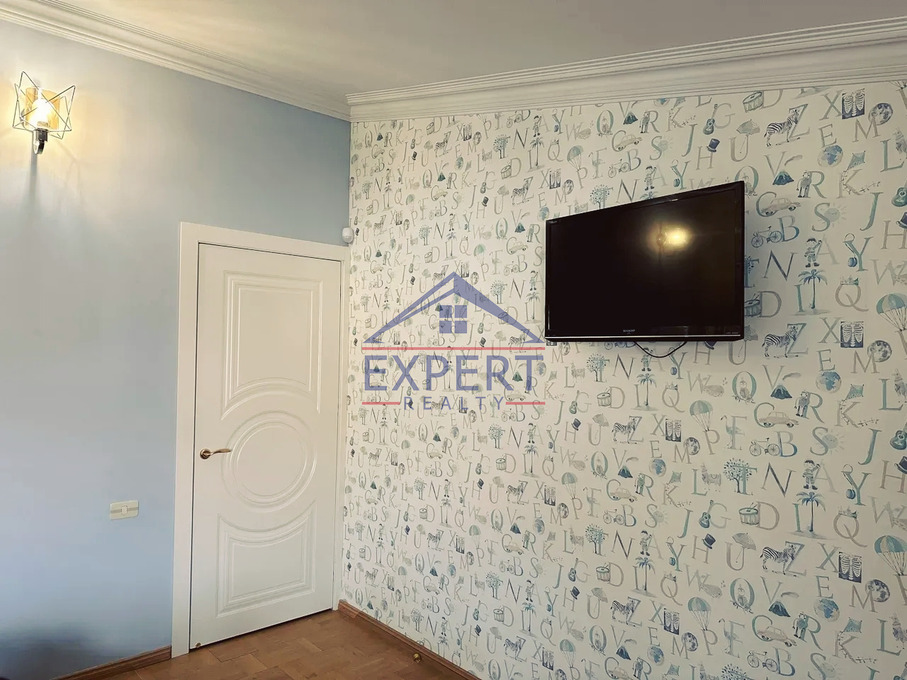 ԿԵՆՏՐՈՆ,ԿՈՂԲԱՑԻ ՓՈՂՈՑ, 5 ՍԵՆՅԱԿ