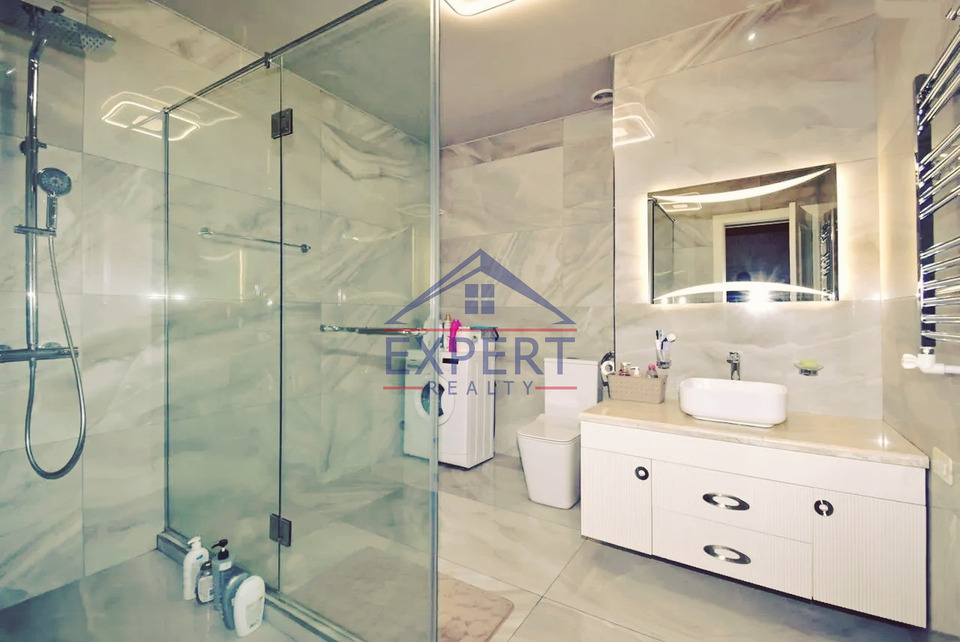 ԿԵՆՏՐՈՆ,ԿՈՂԲԱՑԻ ՓՈՂՈՑ, 5 ՍԵՆՅԱԿ