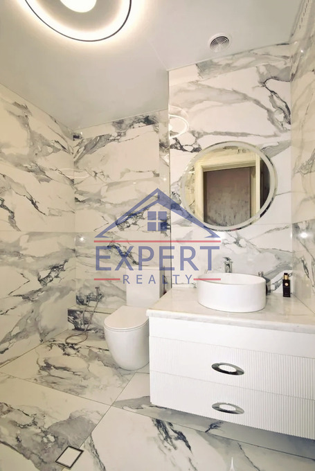 ԿԵՆՏՐՈՆ,ԿՈՂԲԱՑԻ ՓՈՂՈՑ, 5 ՍԵՆՅԱԿ