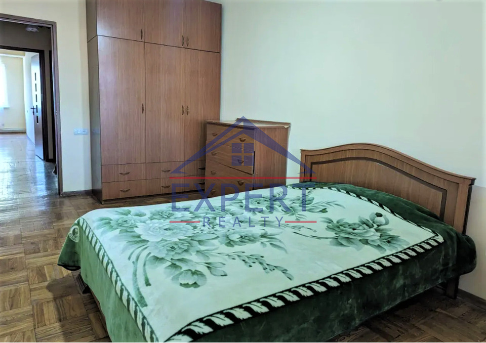 ՇԵՆԳԱՎԻԹ, ՄԱՆԹԱՇՅԱՆ ՓՈՂՈՑ, 3 ՍԵՆՅԱԿ
