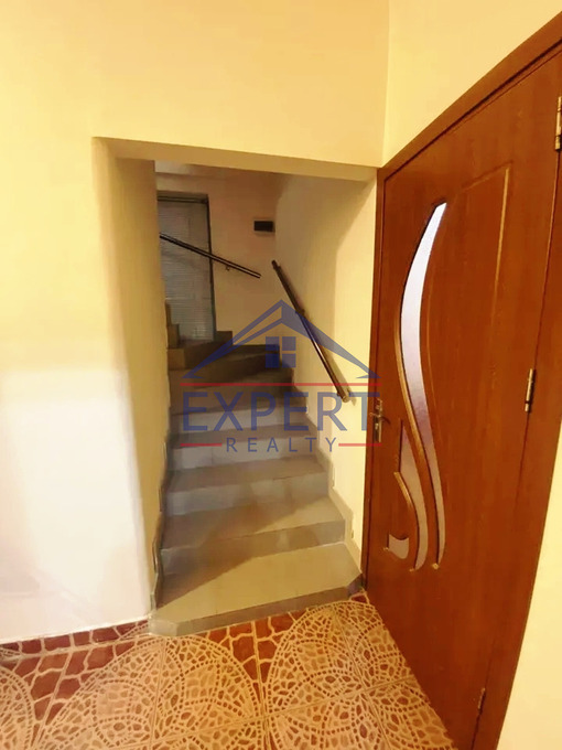 ԴԱՎԻԹԱՇԵՆ,ՄԵԼՔՈՒՄՈՎԻ ՓՈՂՈՑ,6 ՍԵՆՅԱԿ