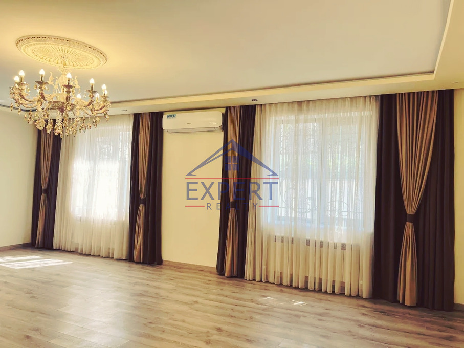 ԷՐԵԲՈՒՆԻ, ՆՈՐ ԱՐԵՇ, 2 ՀԱՐԿԱՆԻ ԱՌԱՆՁՆԱՏՈՒՆ