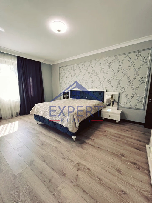 ԷՐԵԲՈՒՆԻ, ՆՈՐ ԱՐԵՇ, 2 ՀԱՐԿԱՆԻ ԱՌԱՆՁՆԱՏՈՒՆ